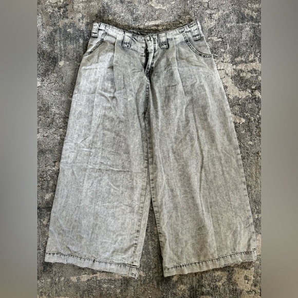 One Teaspoon Denim - ONE TEASPOON acid wash paperbag waist wide leg jeans
